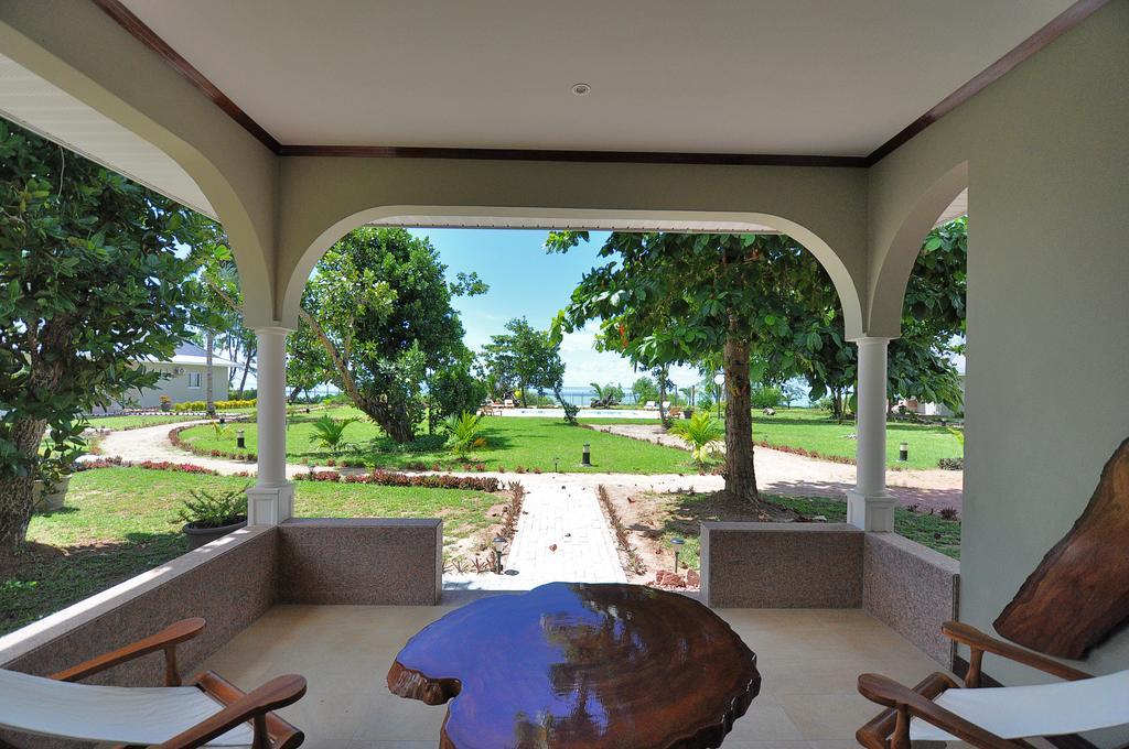 Cote D'Or Footprints Villa Baie Sainte Anne Exterior photo